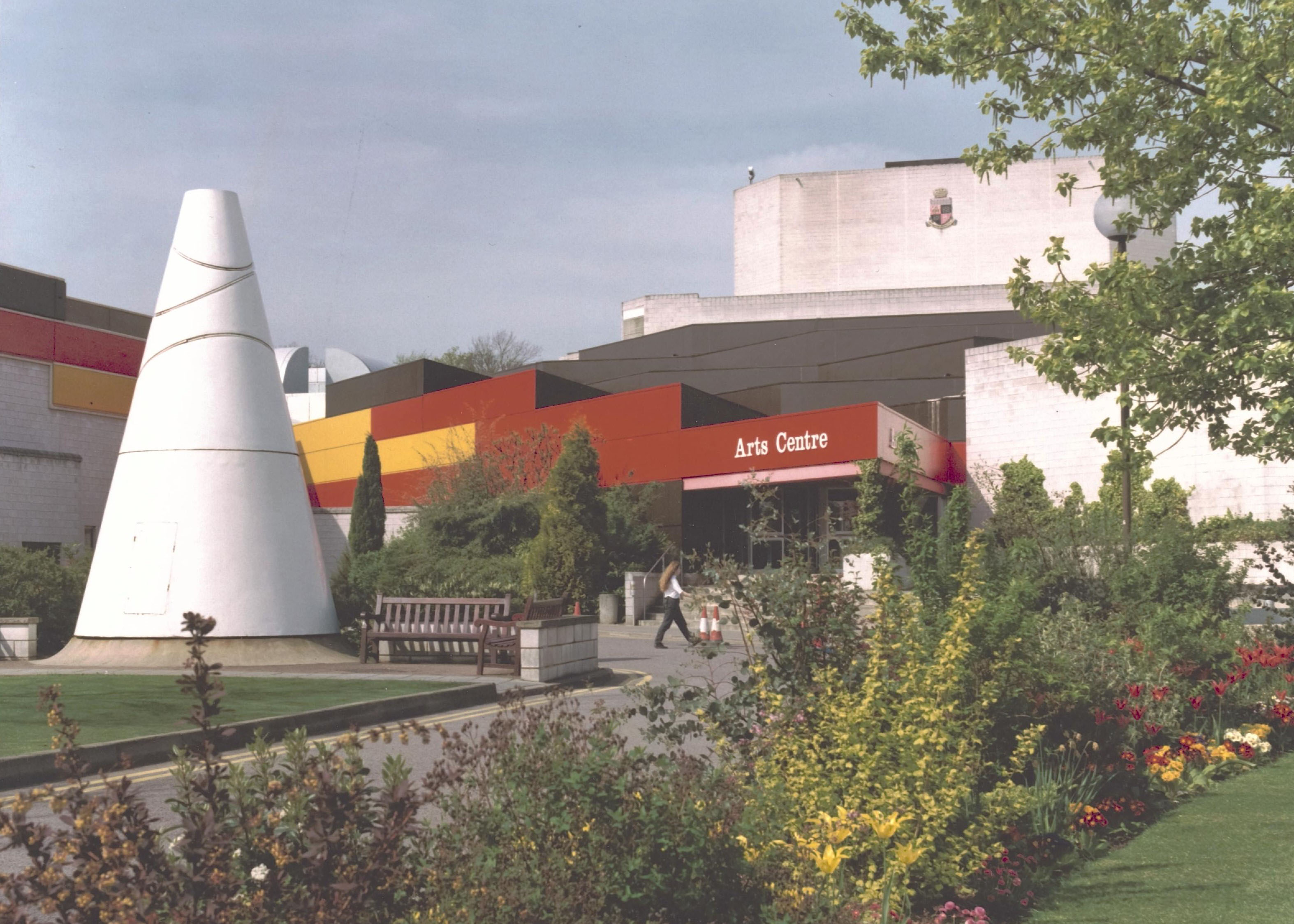 Warwick Arts Centre and the koan sculpture 