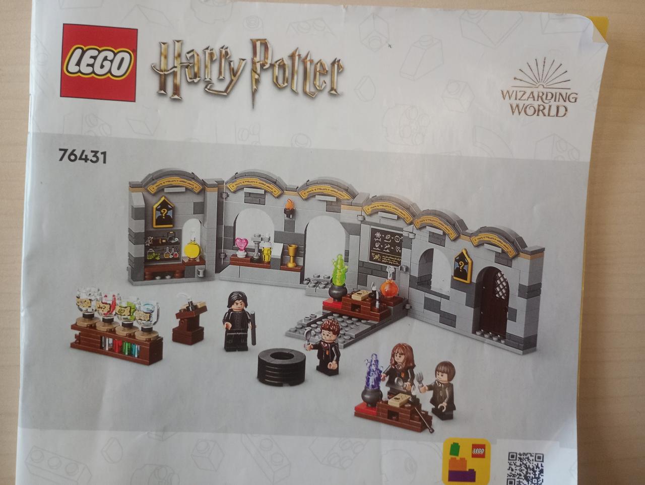 Hogwarts potion class lego set
