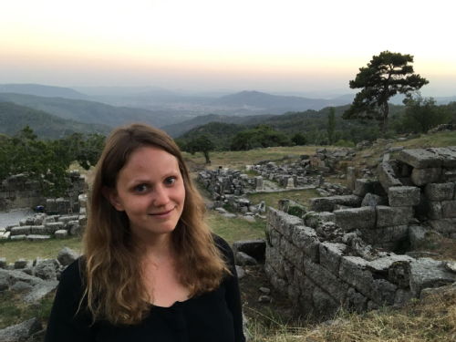 Dr. Naomi Carless-Unwin