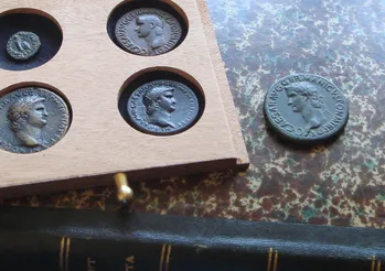 numismatics_html_24a72b3.jpg