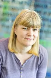 Photo of Julie Rawlinson