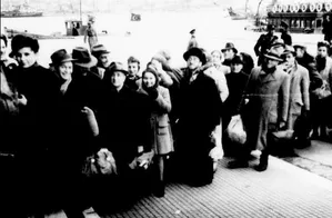 101131_warrefugeeboardpt2_1.jpg