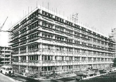 3. The Warwick Library under construction in 1966. Can you see the similarities with the Humanities Building?