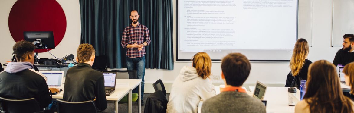 Image of lecturer with liberal arts students