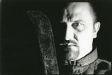 i_nb_mac_2002_016 Andy Vincent as Macbeth