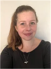 Dr Lucy Crouch