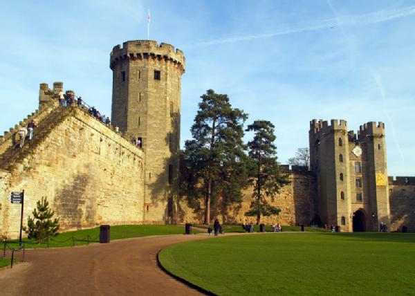 Warwick Castle grounds