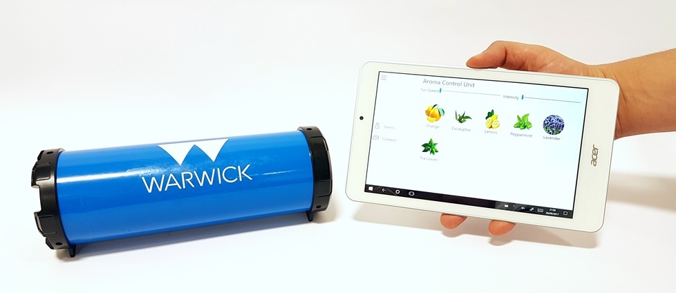 WOLF AROMA Liquid-Based Olfactory Display