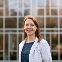 Dr. Erin Greaves