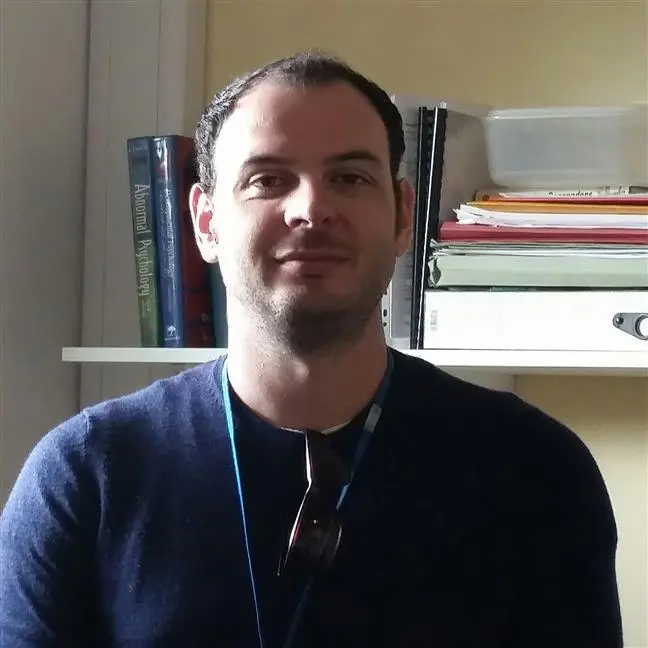 Dr Colin Palmer