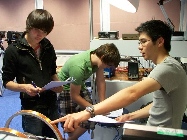 Some students visiting the undergraduate labs