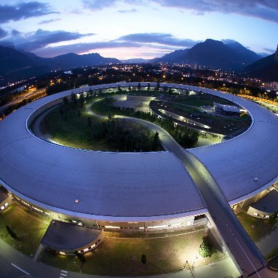 XMaS at the ESRF