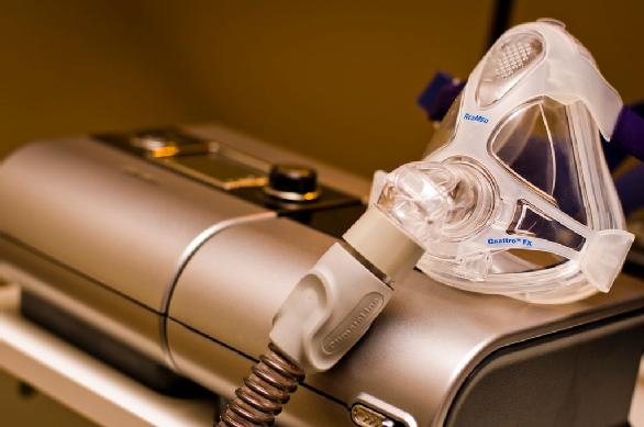 Example of a CPAP machine for obstructive sleep apnoea treatment