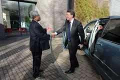 Professor Lord Bhattacharyya welcomes Lord Mandelson to WMG
