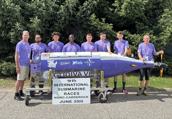 The Warwick Submarine team