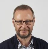 Kevin Daniels - Professor