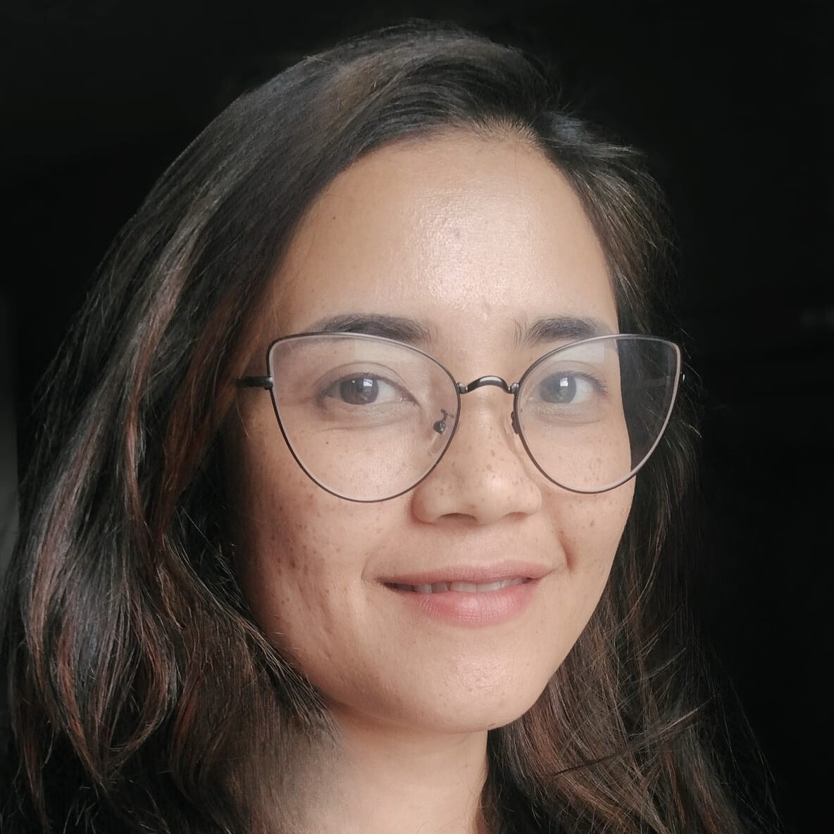 Headshot of Resya Kania 