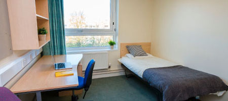 Bedrooms at Rootes