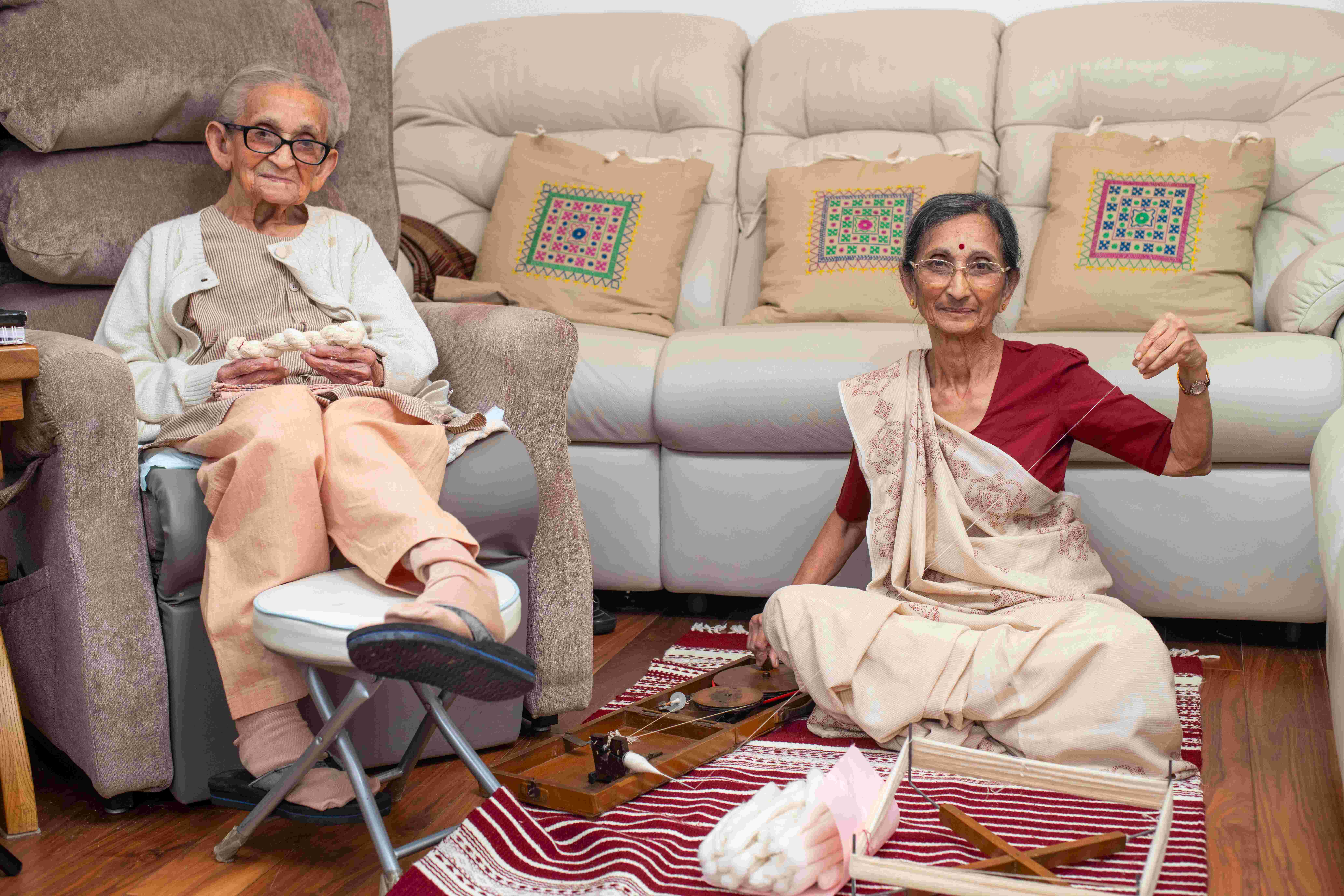 Image of Asha and her mother