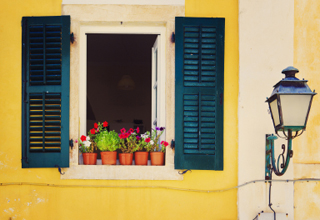 Venetian window
