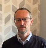 Dr Dean Howes