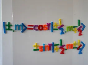 This equation describes the pure states of bismuth-doped silicon for which the nuclear and electronic qubits become maximally hybridized at specific magnetic fields.