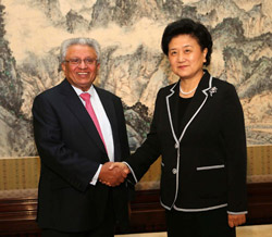 WMGs Chairman and founder, Professor Lord Bhattacharyya meets State Councillor Liu Yandong in Beijing 