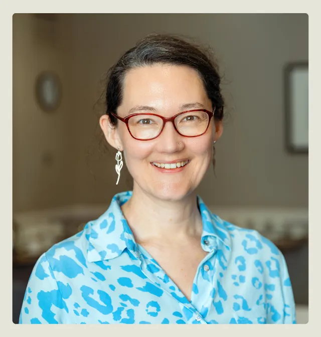 Dr Isabella von Holstein