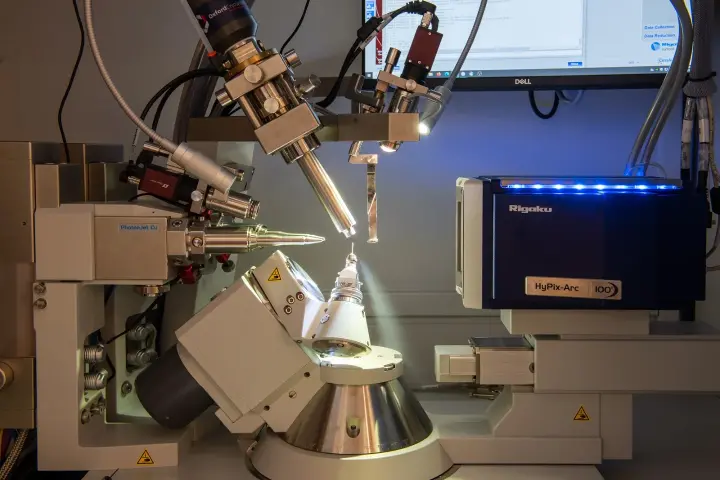 X-ray diffraction equipment
