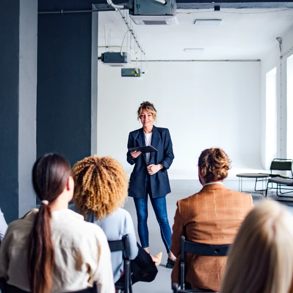 Find your next role with WEG A woman leading a meeting