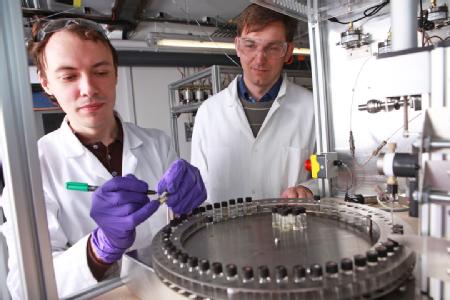  Researchers at Stoli Catalysts, University of Warwick