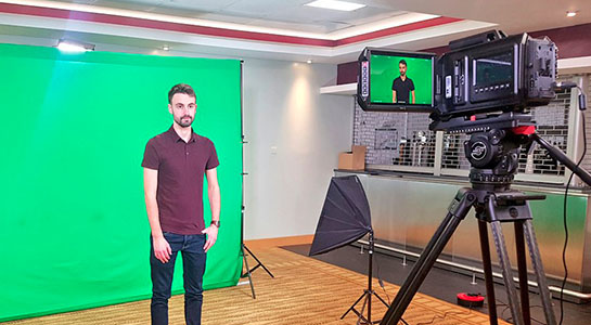 Video filming on a green screen
