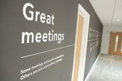 'Great meetings' wall decor