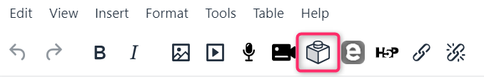 A screenshot of a Moodle text‑editor toolbar with various icons. One icon, showing a small cube outline which is the C4L icon, is highlighted with a pink border.