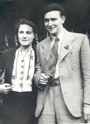 Jack and Evelyn shortly after his return from Spain, 1938