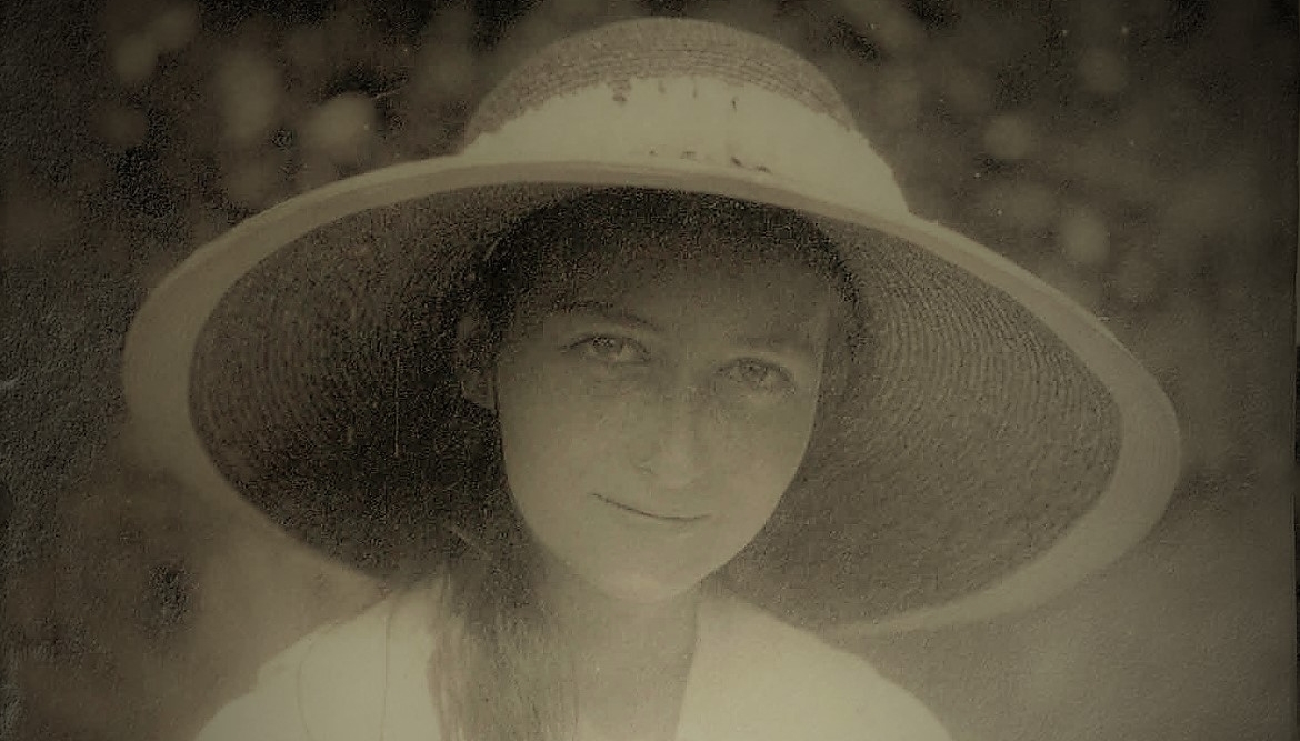 Portrait of Eileen Younghusband