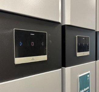Mobile shelving