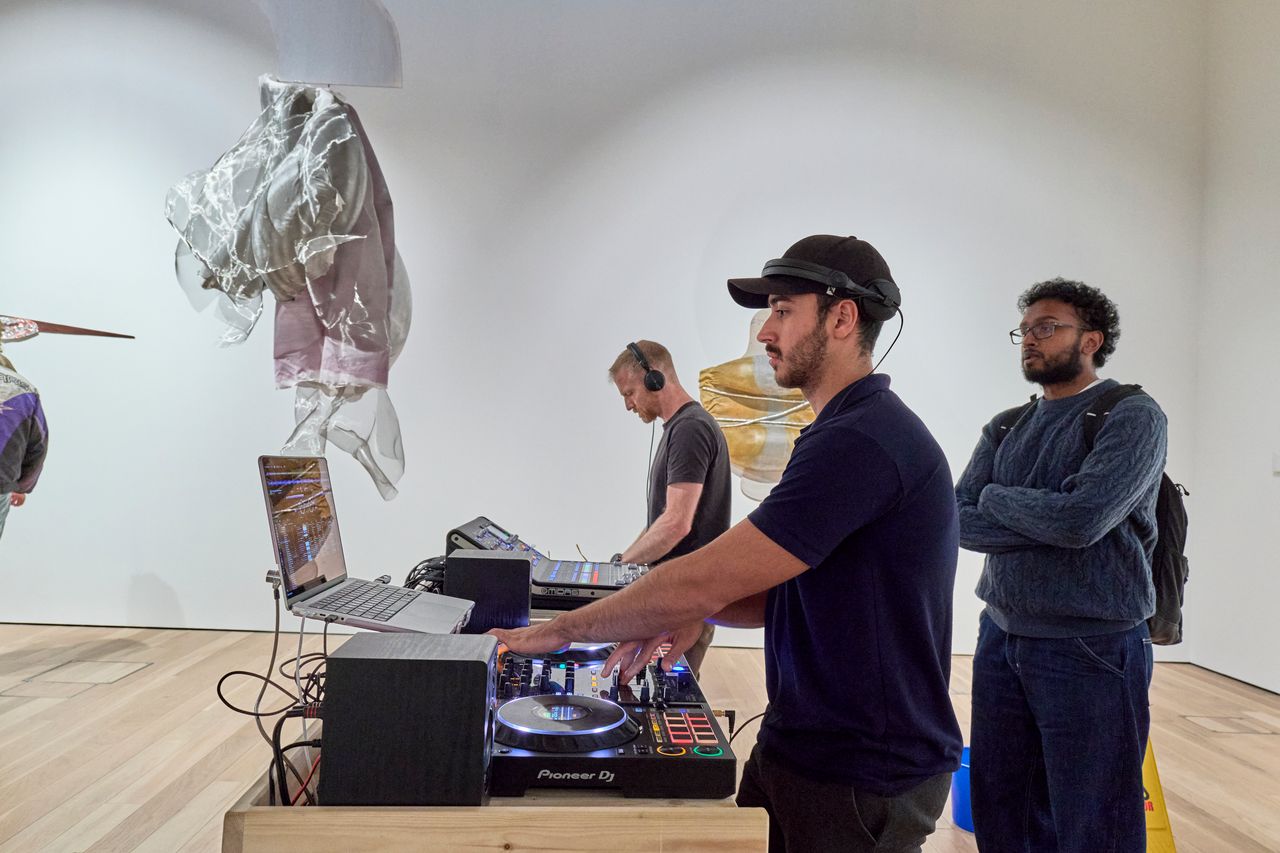 dj