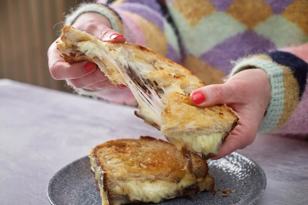 Red Rocket Grilled Cheese Toastie