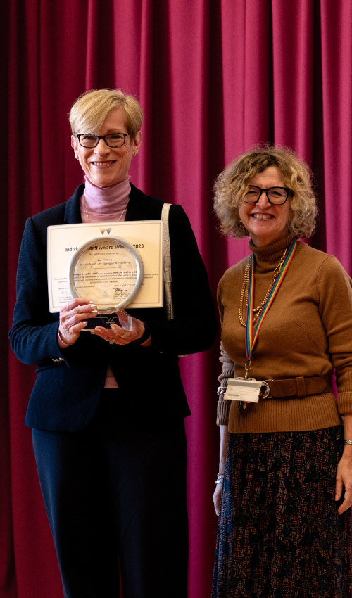Image of Anne accepting her award