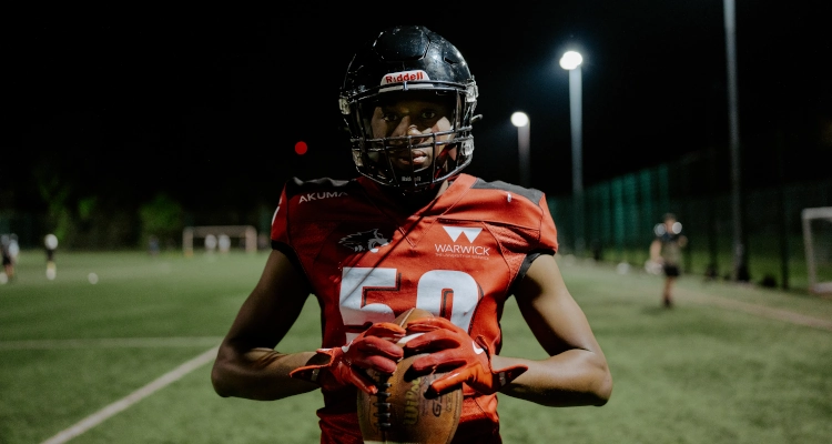 Joshua Ogbonna playing american football