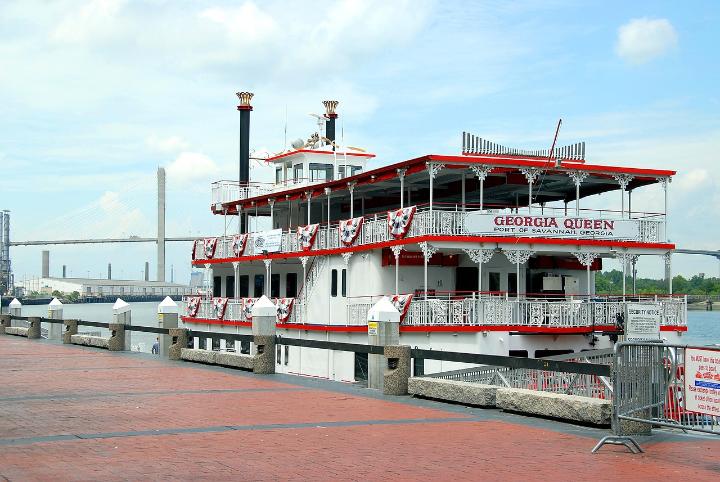 Riverboat moored in Savannah