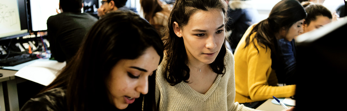 Picture of Engineering students