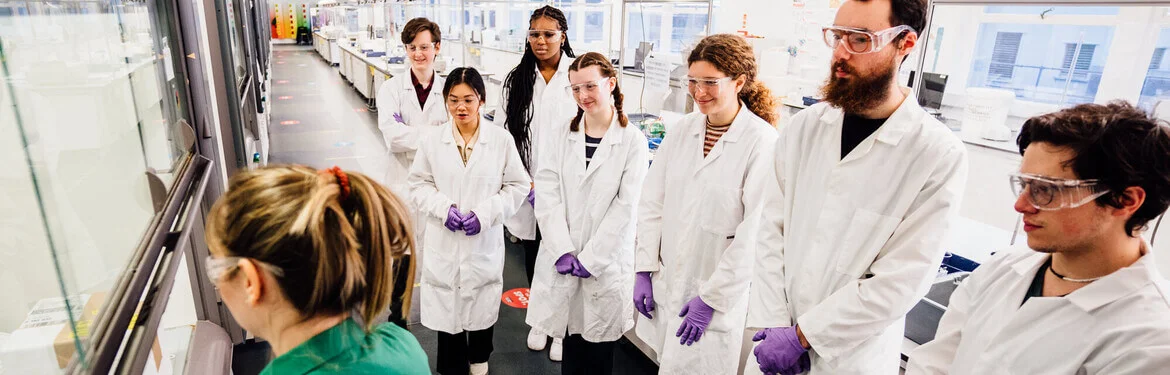 Students in a chemistry lab at University of Warwick